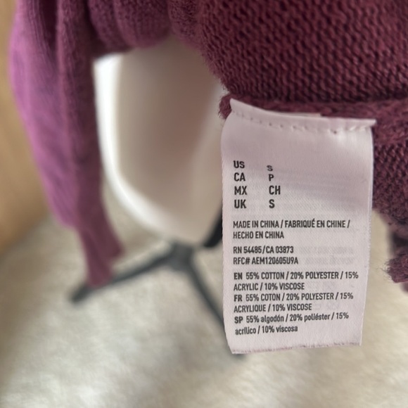 American Eagle Women’s Purple Ombré Long Sleeve Sweater Sz S - Picture 5 of 6